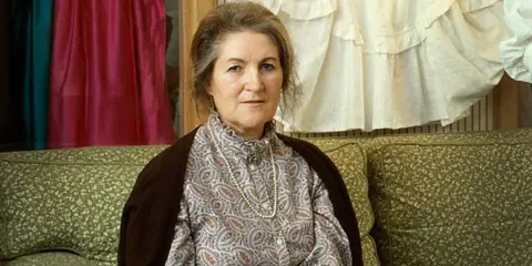 Laura Ashley and the Rise of the ‘Prairie Homemaker’ Lifestyle